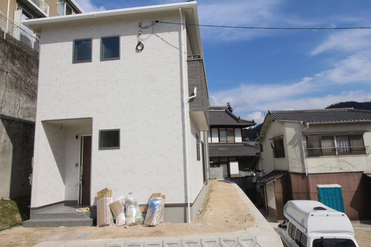 呉市吾妻の分譲住宅モデルハウス完成（その１）